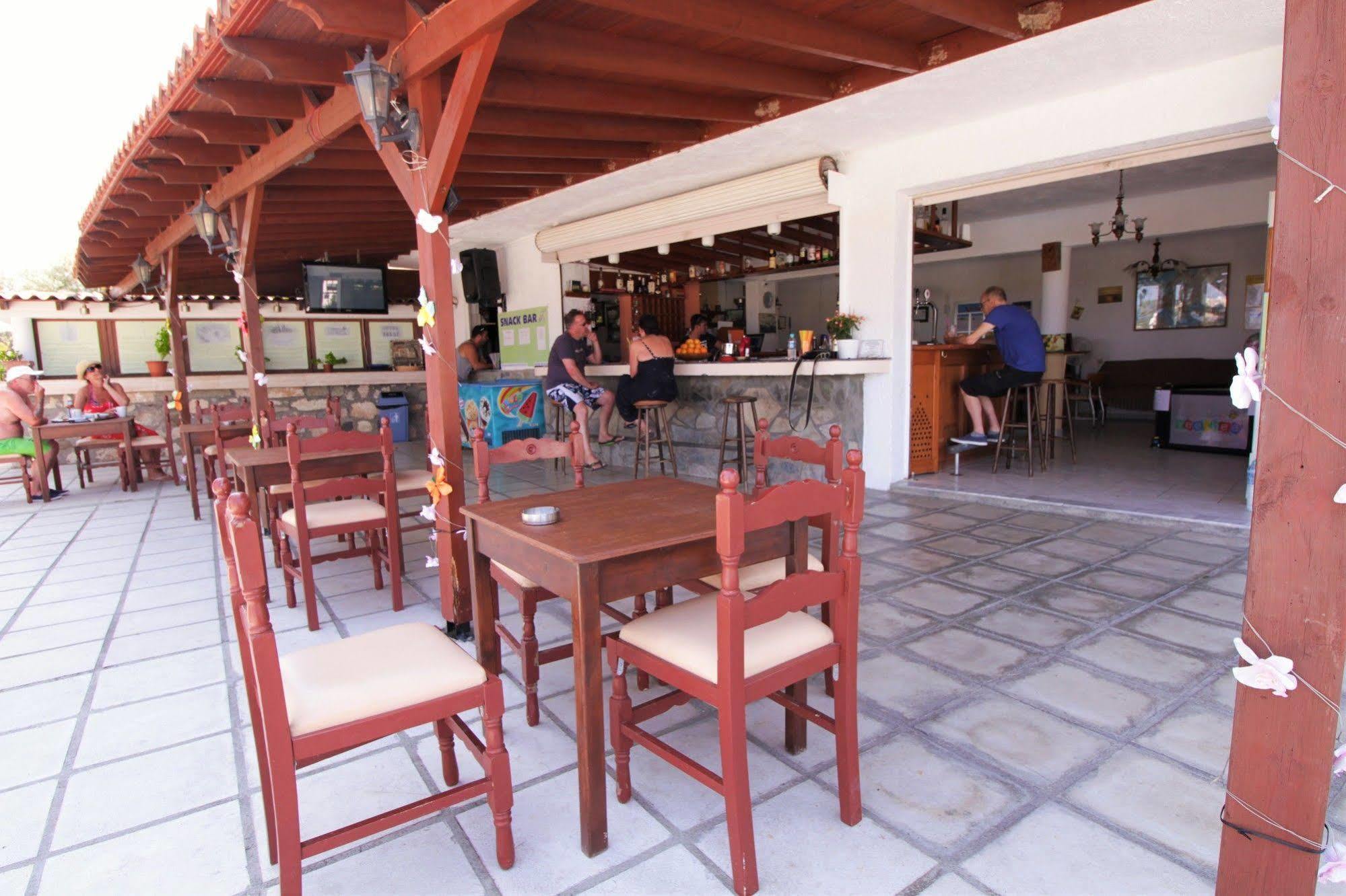 Ampavris Family Apartments Kos Exterior photo